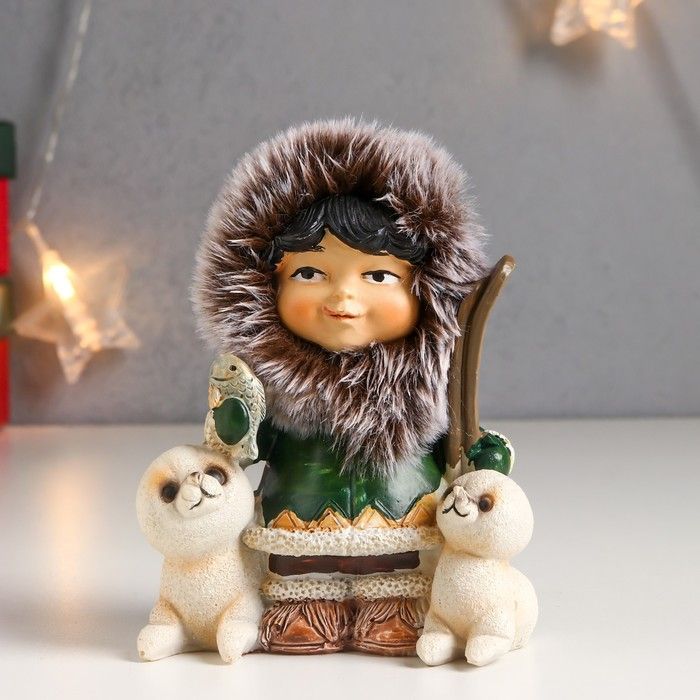 Игрушка новогодняя, "Малыш и морские котики" / 11х6х8,3 см, полистоун / Украшение на праздник
